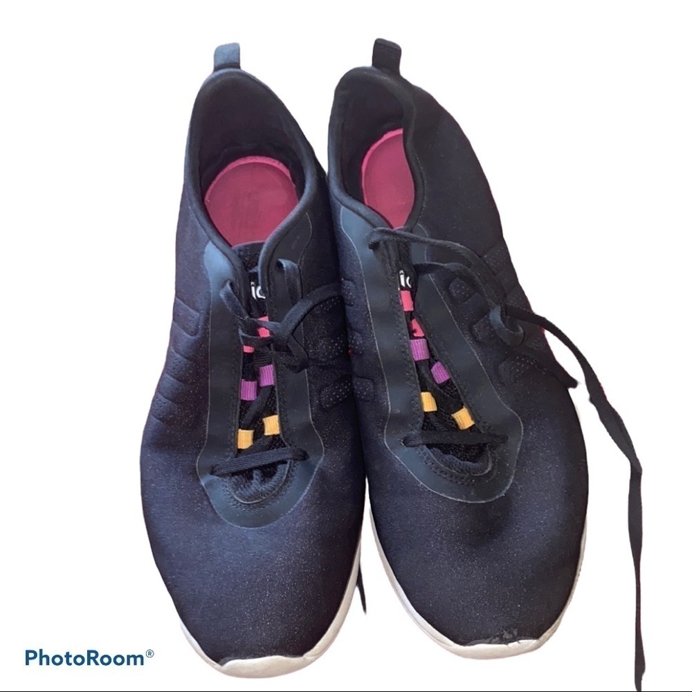 Adidas womens cloud foam sneakers Sz 10